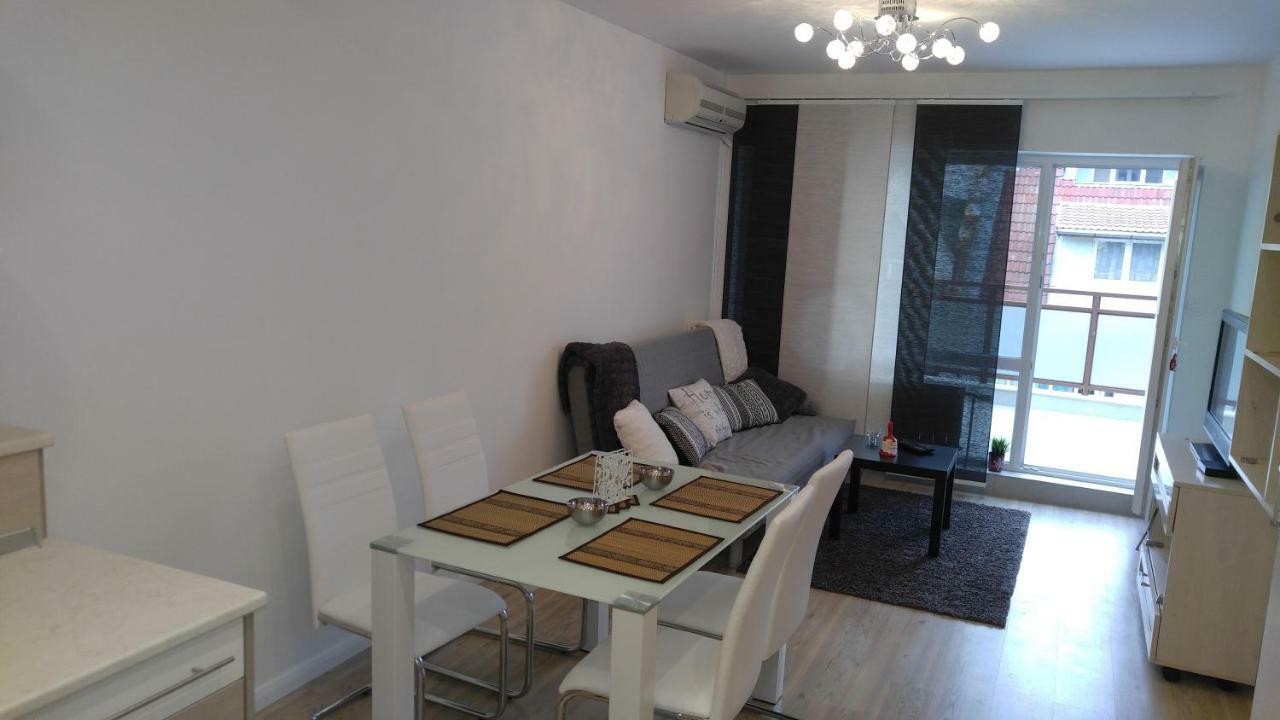 Modern Apartment Sofia Center Eksteriør billede